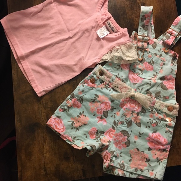 24M Floral overalls laced flutter sleeve top/belt